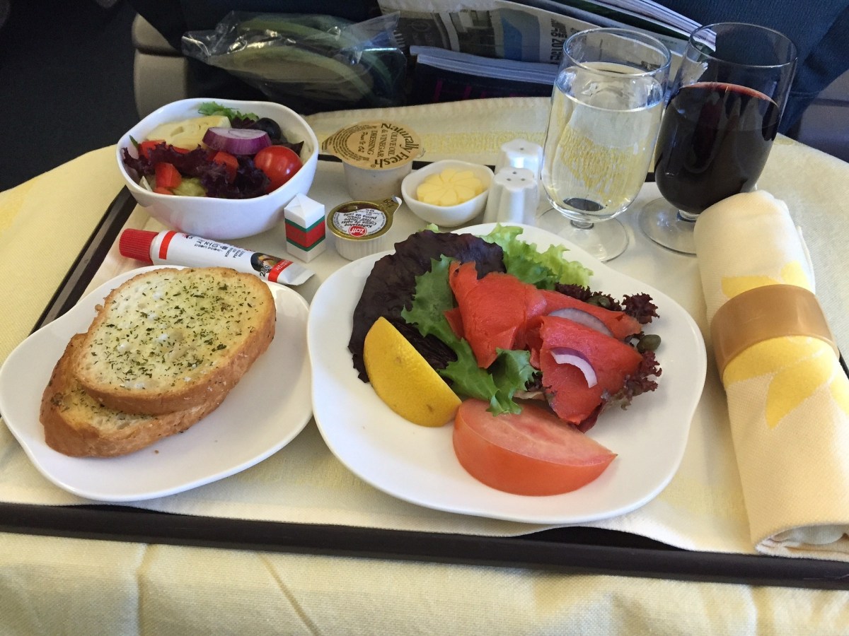 in-flight-meal-732953_1920